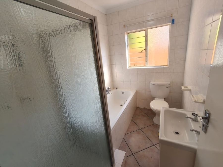 To Let 3 Bedroom Property for Rent in Cashan North West